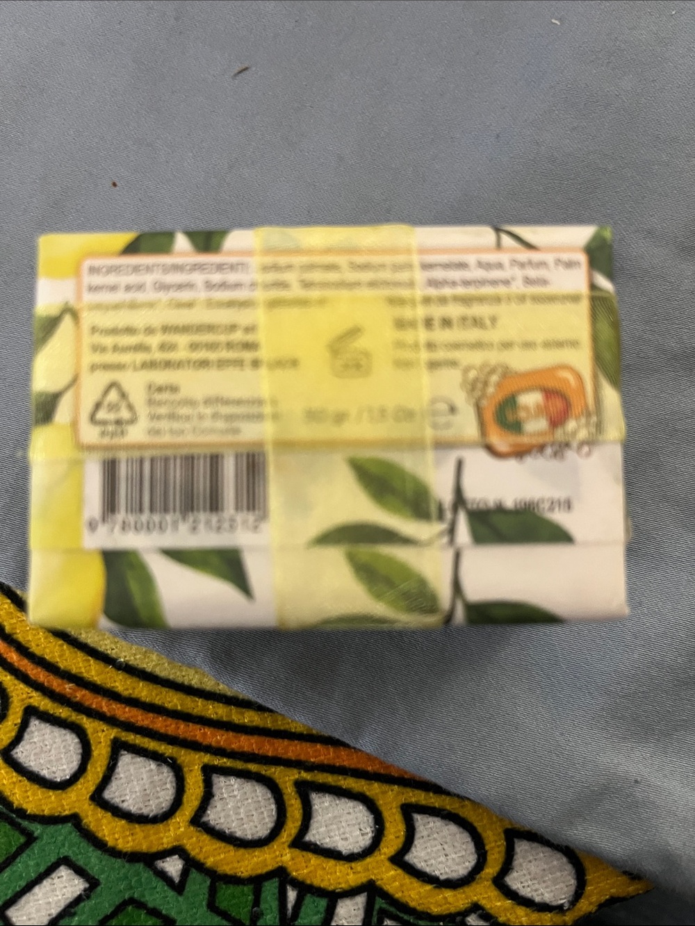 #4 - Limone Lemon Soap Three Pack from Rome - Picture 4 of 4